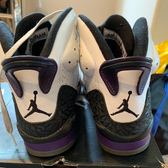 Jordan’s Son of Mars - Picture 2 of 2